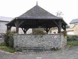 Lavoir à Arcis-le-Ponsart