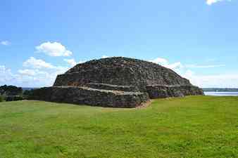 Cairn de Barnenez